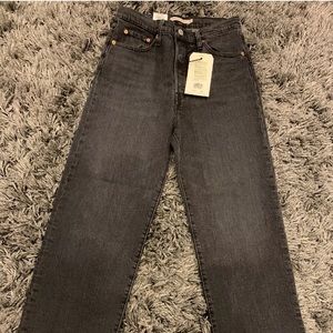 Ribcage high waist Levi’s straight black 24